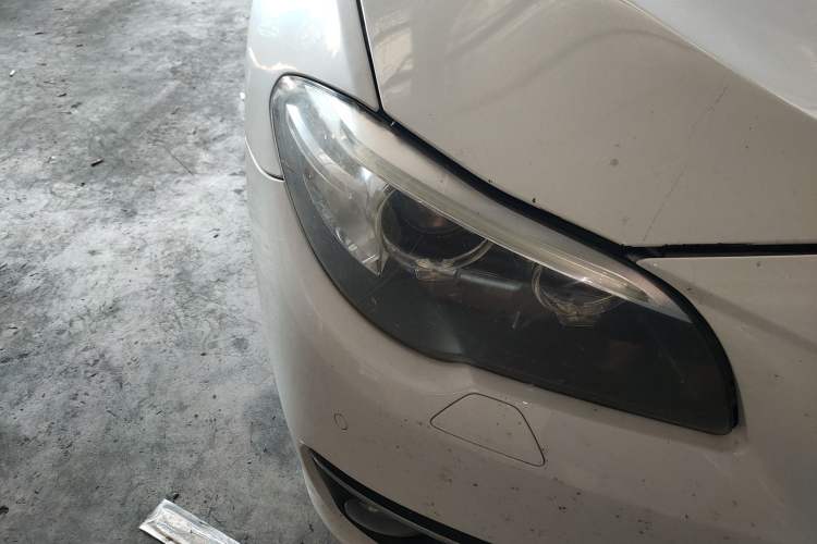 Used BMW 5 Series 2014 525Li Luxury Design Package
