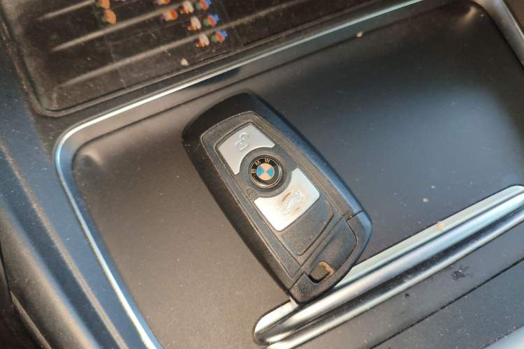 Used BMW 3 Series 2019 320Li Fashion Model
