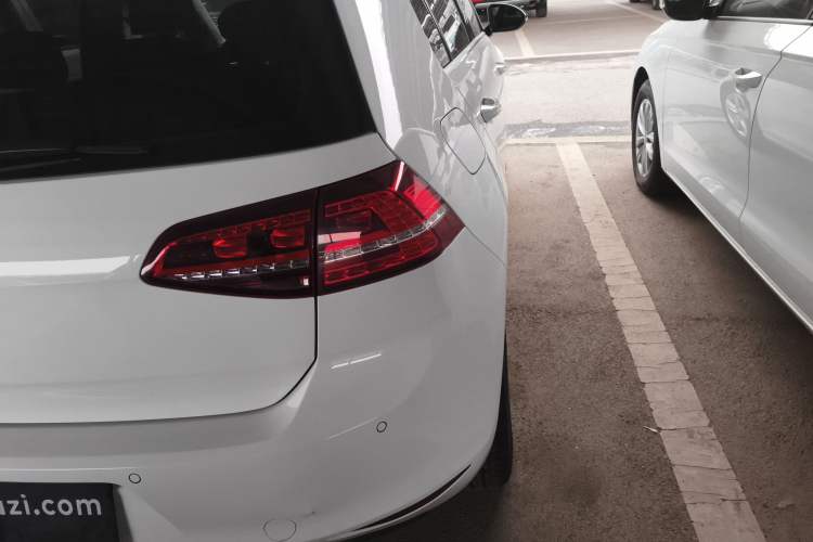 Used Volkswagen Golf 2017 230TSI Automatic Comfort Edition – Celebrating Milestone of One Million Units