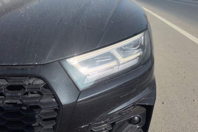 Used Audi Q5L 2020 Updated 40 TFSI Prestige Fashion Edition
