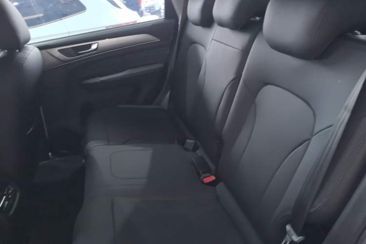 Used Haval M6 2023 PLUS 1.5T DCT Elite Smart Connectivity Model
