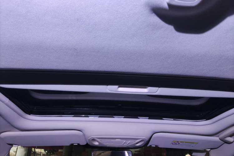 Used Ford Focus 2018 Hatchback Classic 1.6L Automatic Trendy SmartDrive Edition
