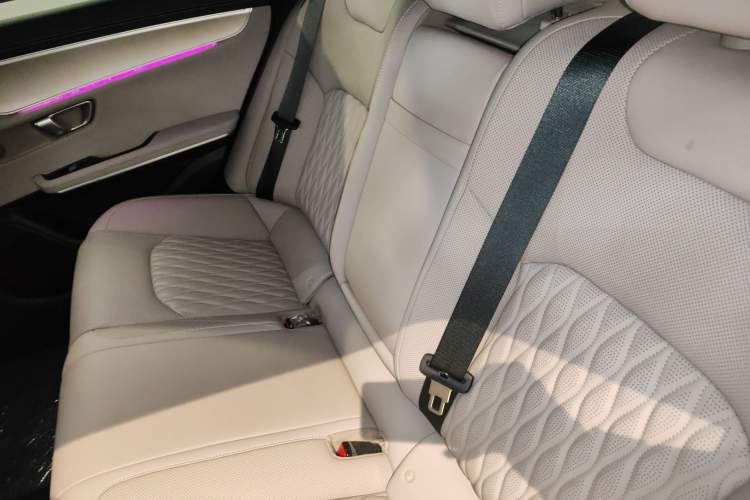 Used BYD Han 2025 EV Intelligent Driving Edition 701KM LiDAR Deluxe Model
