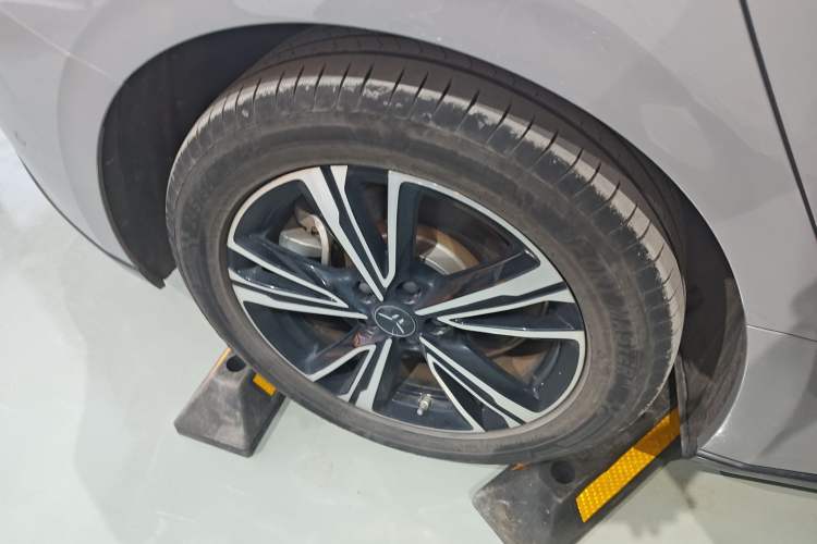 Used Hongqi EH7 2024 820 Pro
