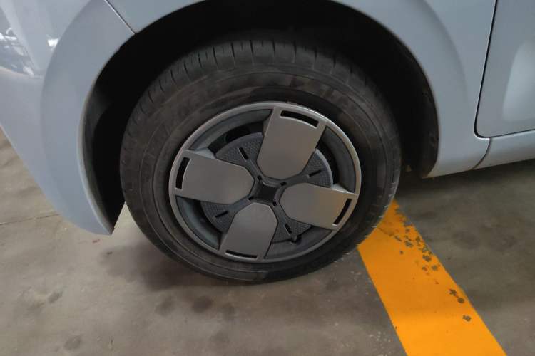 Used Wuling Air ev 2023 - Four Seats - Standard Edition