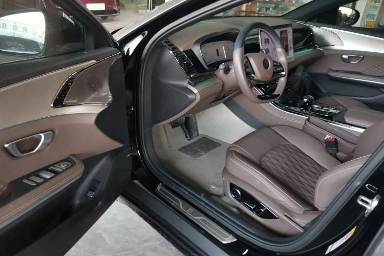 Used BYD Han 2023 EV Champion Edition 715KM Front-Drive Prestige Model
