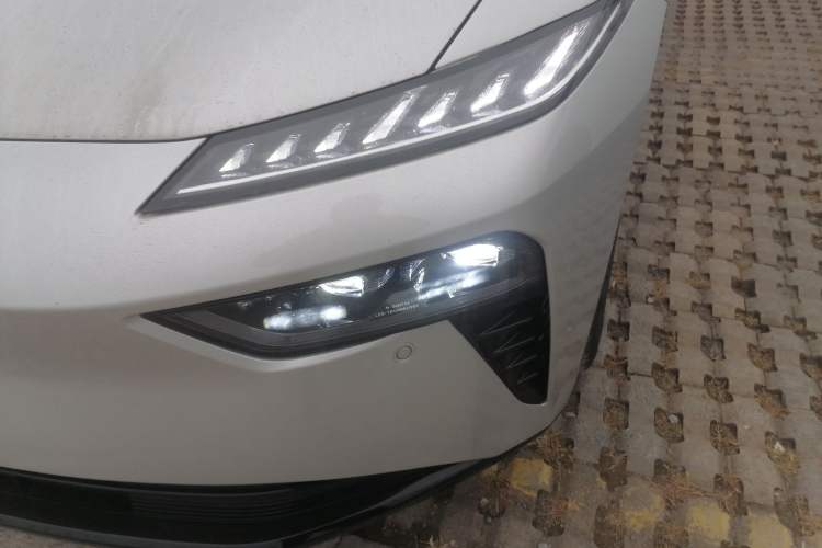 Used  eπ007 2025 Model Pure-Electric 565 All-Wheel-Drive Max Leading Edition