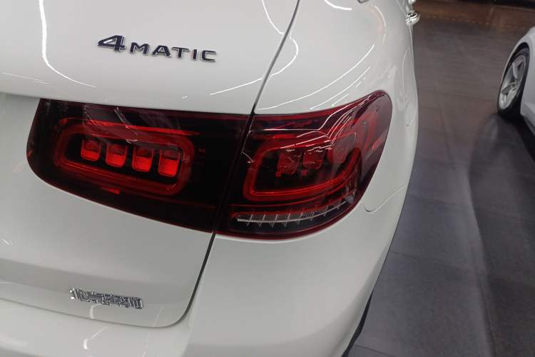 Used Mercedes-Benz GLC 2020 Facelift GLC 300 L 4MATIC Dynamic Edition
