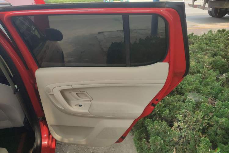 Used Skoda Fabia 2014 1.4L Automatic Crystal Edition
