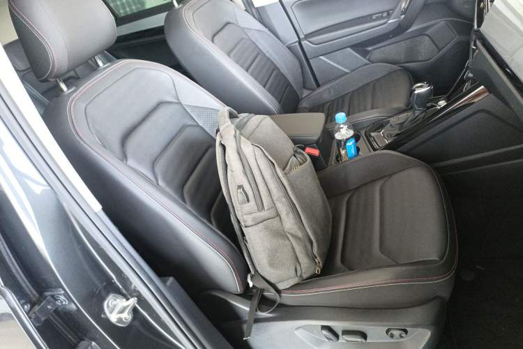 Used Volkswagen Tayron 2019 330TSI Two-Wheel Drive Luxury Model China VI Standard
