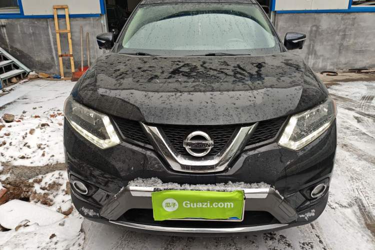 Used Nissan X-Trail 2015 2.0L CVT Comfort MAX Edition 2WD
