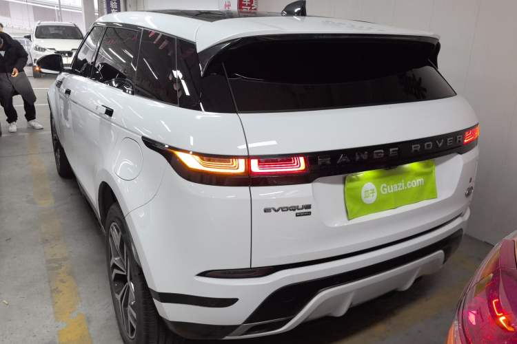 Used Land Rover Range Rover Evoque New Energy 2022 Aurora L P300e Plug-in Hybrid Electric Version
