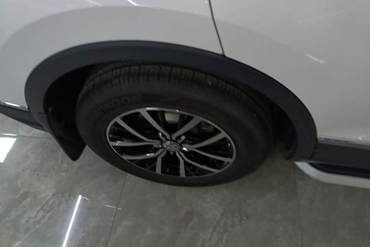 Used Volkswagen Tiguan L 2018 Facelift 330TSI Automatic Two-Wheel Drive Luxury Edition
