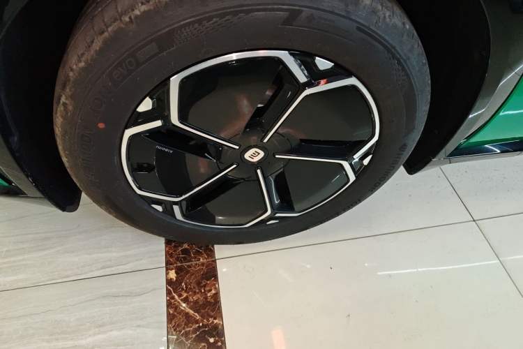 Used  YU7 2025 Ultra-Long Range Rear-Wheel Drive Version