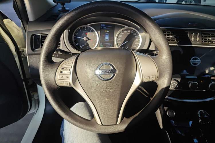 Used Nissan Tiida 2019 1.6L CVT Smart Drive Version China VI Standard
