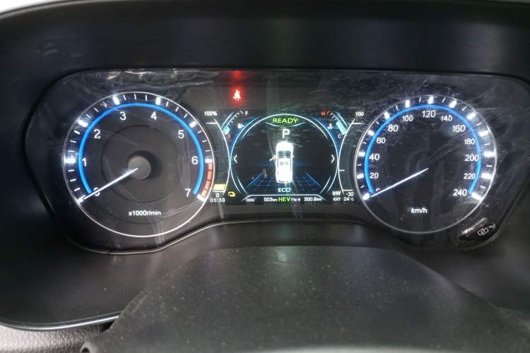 Used Dongfeng Fengon 580 New Energy 2019 1.8L PHEV Zhihao Model 7 Seats
