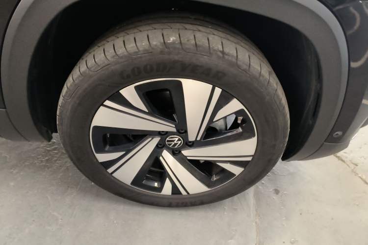 Used Volkswagen Teramont 2023 530 V6 Four-Wheel Drive Prestige Luxury Edition