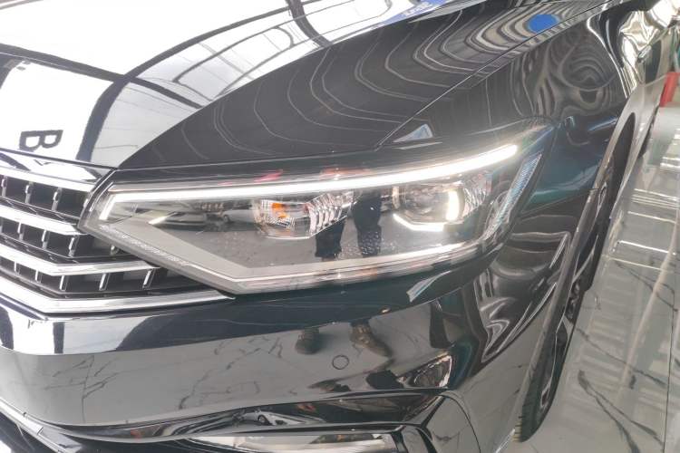 Used Volkswagen Magotan 2023 2 Million Units Commemorative Edition 330TSI DSG Luxury Version
