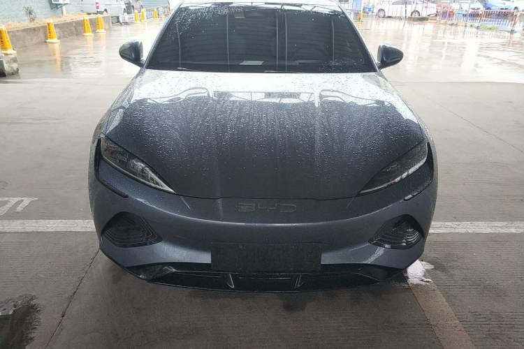 Used BYD Seal 2022 700 km Long-Range Rear-Wheel-Drive Version