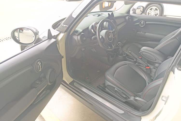 Used MINI MINI 2014 1.2T ONE
