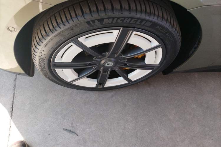 Used  SU7 2024 Rear-Drive Ultra-Long Range Advanced Pro-Level Intelligent Driving Version
