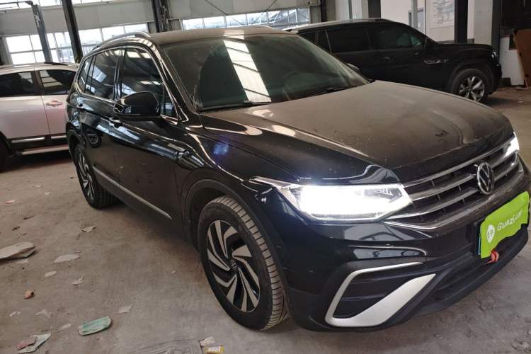 Used Volkswagen Tiguan L 2022 330TSI Automatic Two-Wheel Drive Smart Edition
