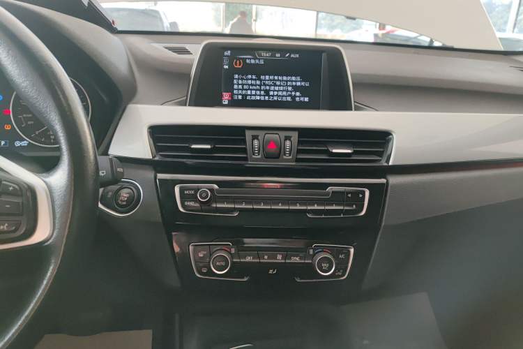 Used BMW X1 2016 sDrive18Li Fashion Model