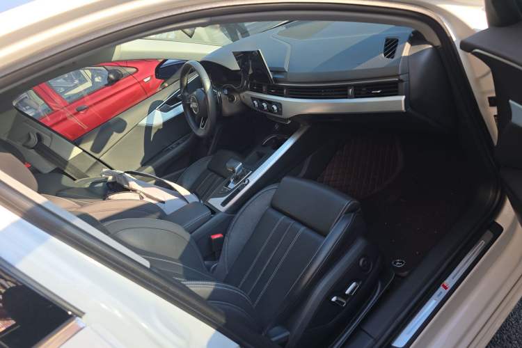 Used Audi A4L 2024 40 TFSI Fashion Dynamic Model
