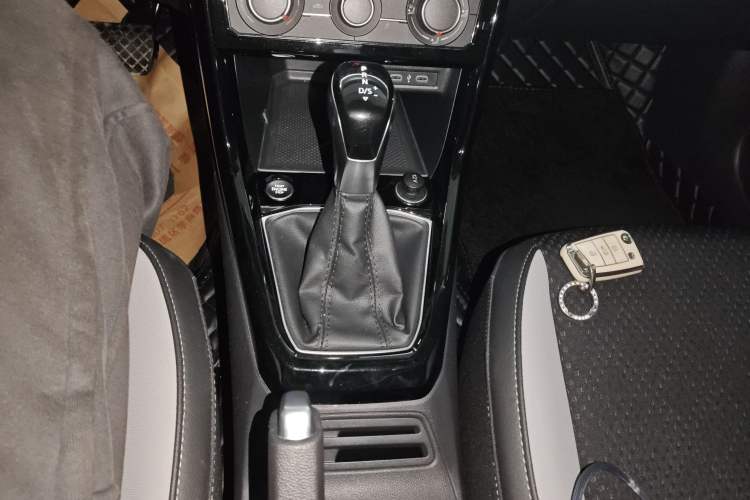 Used Volkswagen Tacqua 2021 1.5L Automatic Yue Zhi Lian Edition
