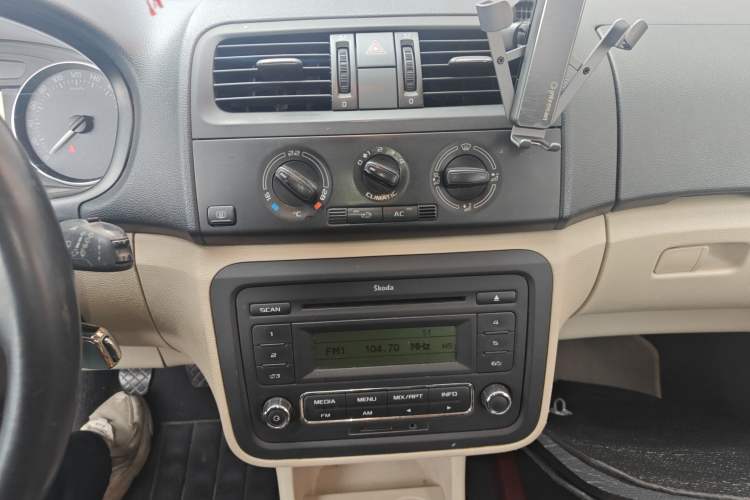 Used Skoda Fabia 2012 1.4L Manual Jingling Edition