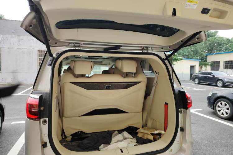 Used Buick GL8 2022 ES Landtrek 653T Comfort Edition
