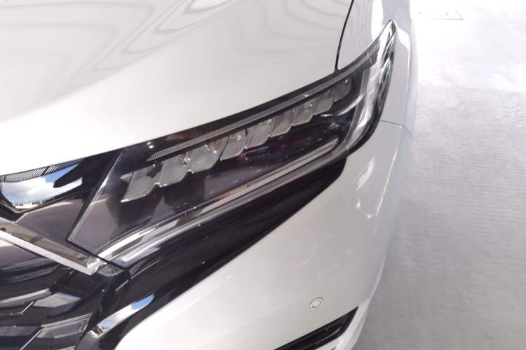 Used Honda UR-V 2020 370TURBO Two-Wheel Drive Luxury Edition
