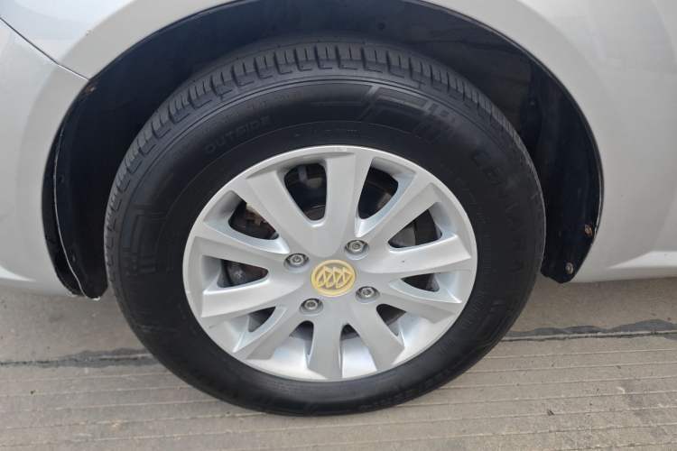 Used Buick Excelle 2013 1.5L Automatic Classic Model
