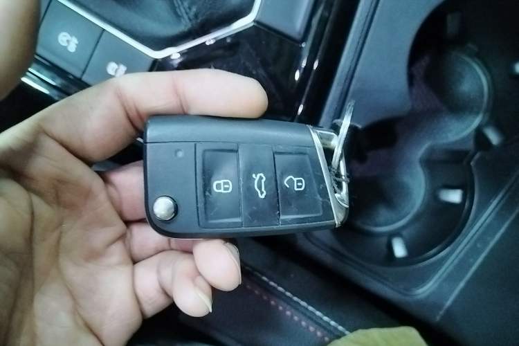 Used Volkswagen Tayron 2022 330TSI Two-Wheel Drive Luxury Smart Connectivity Version