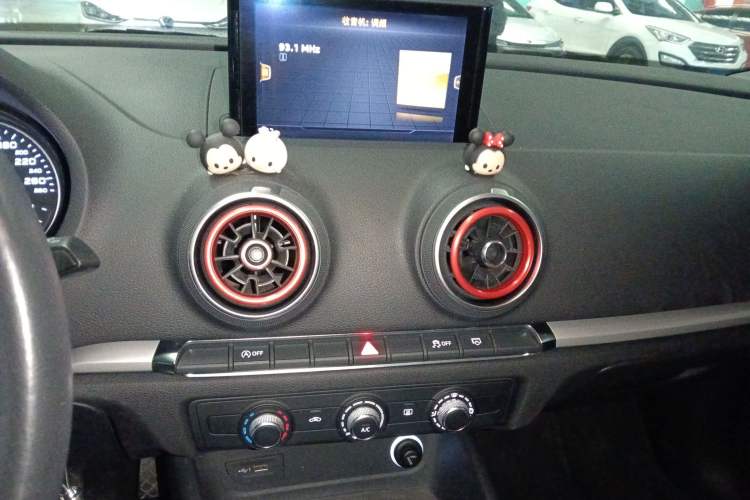 Used Audi A3 2020 Restyled Sportback 35 TFSI Entry-Level China VI Emission Standard
