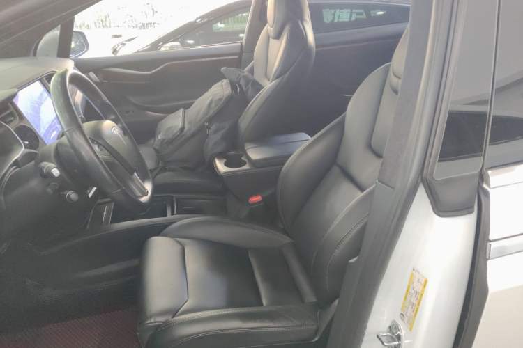 Used Tesla Model X 2019 Long-Range Version
