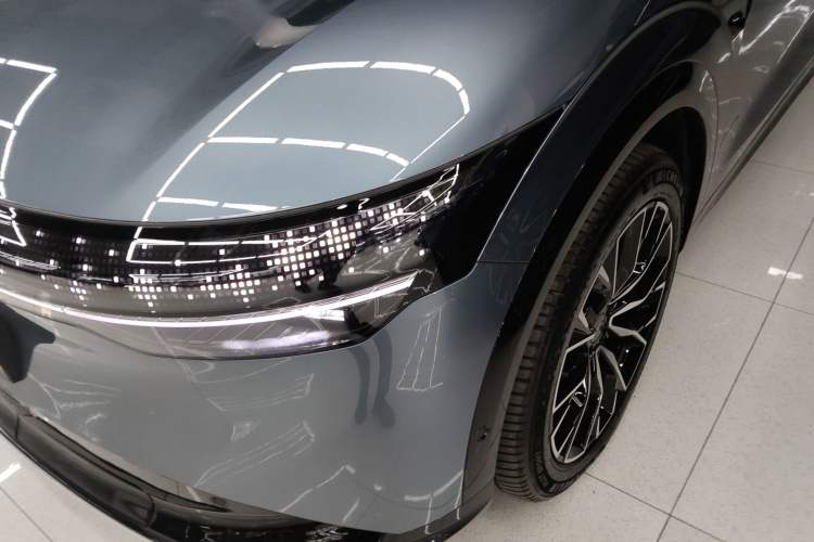 Used Zeekr 7X 2025 100kWh Long-Range All-Wheel Drive Intelligent Driving Version