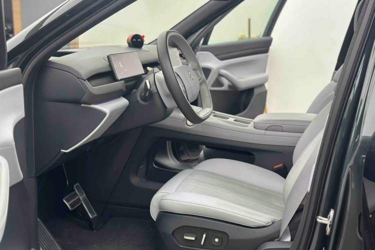 Used Nio ES8 2024 100kWh Signature Edition
