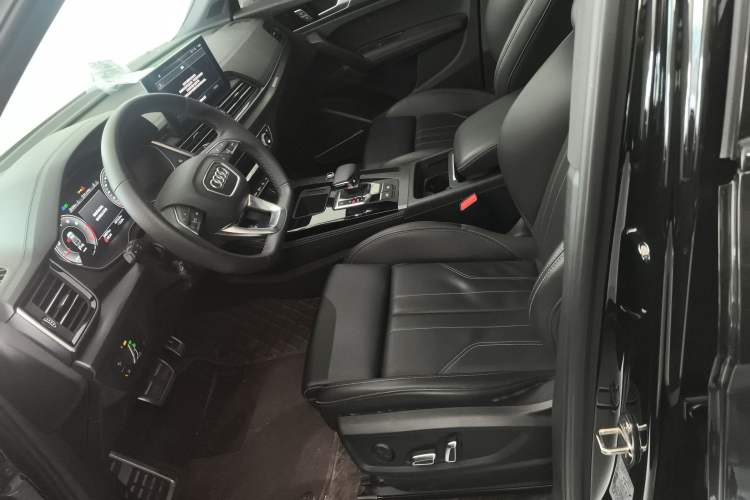 Used Audi Q5L 2024 45 TFSI Luxury Dynamic Model
