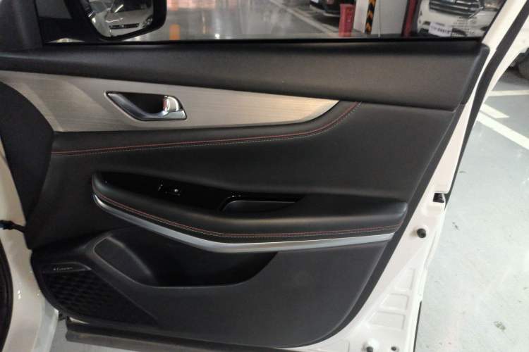 Used Changan CS75 2020 280T DCT Luxury Model China VI Standard
