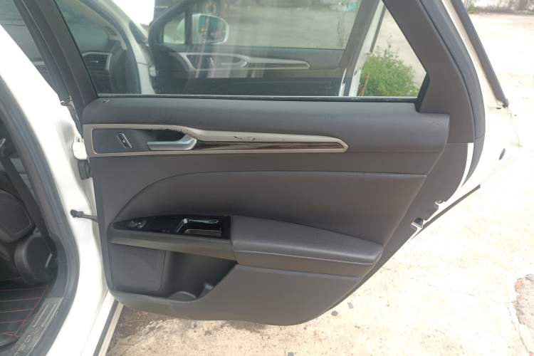 Used Ford Mondeo 2013 2.0L GTDi 200 Fashion Edition
