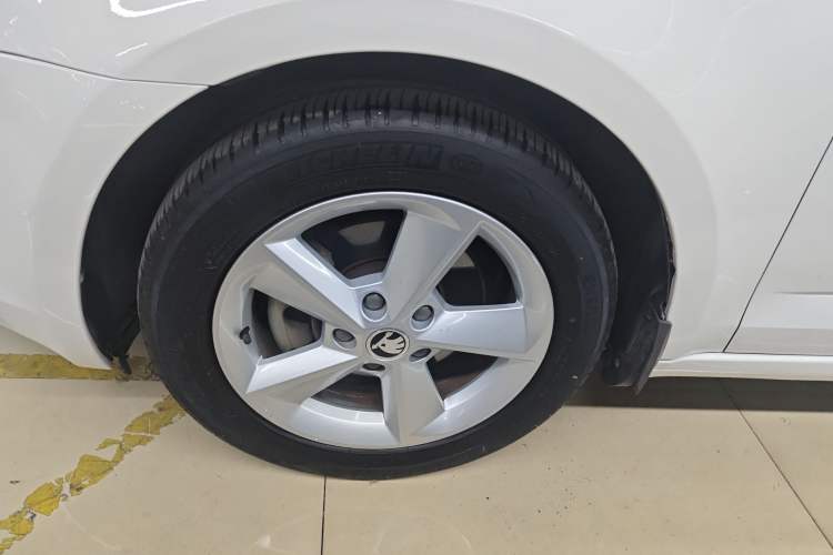 Used Skoda Octavia 2015 1.4TSI DSG Yijun Edition