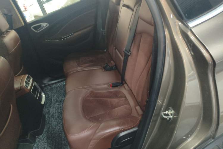 Used Buick Envision 2017 20T Two-Wheel Drive Luxury Model
