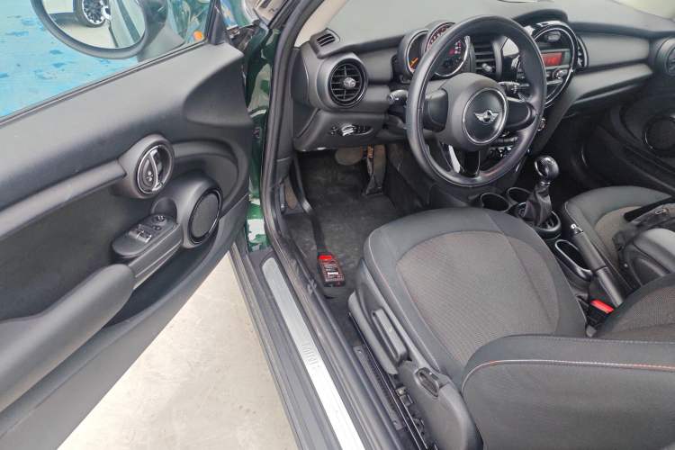 Used MINI MINI 2014 1.2T ONE