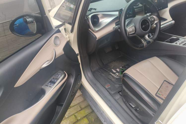 Used BYD Dolphin 2023 420 km Free Version
