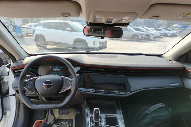 Used Dongfeng Aeolus Yixuan MAX 2023 1.5T Super-Powered Dad Edition