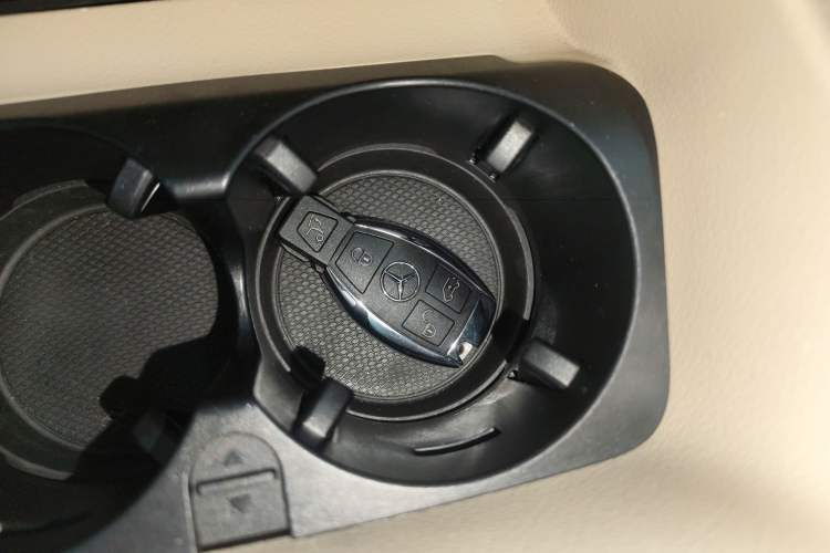 Used Mercedes-Benz V-Class 2018 V 260 Prestige Edition China VI
