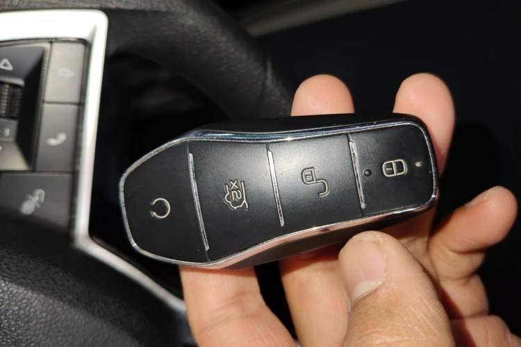 Used BYD Yuan Pro 2023 401KM Luxury Version
