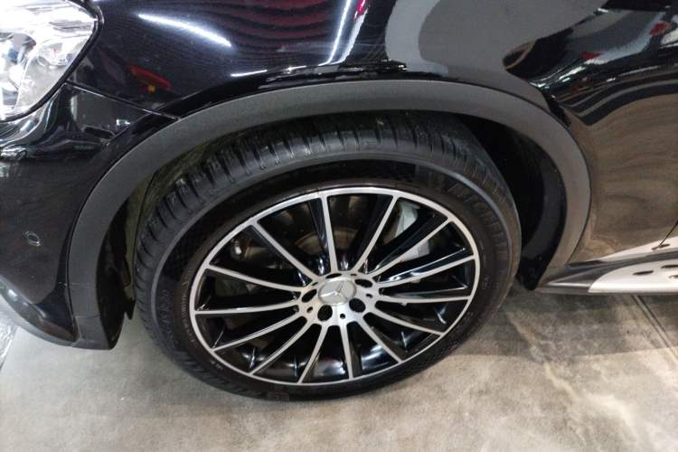 Used Mercedes-Benz GLC Coupe AMG 2017 AMG GLC 43 4MATIC Coupe SUV
