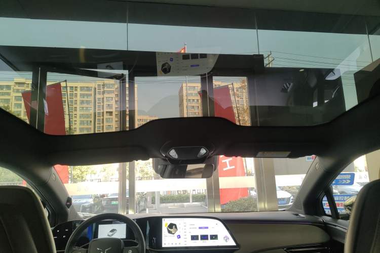 Used Hongqi EH7 2025 600 Smart Selection Edition